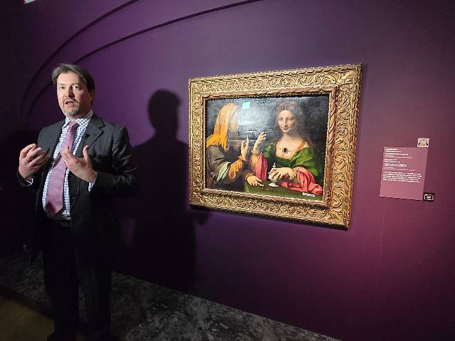 마이클브라운 샌디에이고미술관 큐레이터가 4일 서울 종로구 세종문화회관에서 열린 샌디에이고 미술관 특별전 프리뷰에서 전시 소개를 하고 있다. 곽인숙 기자