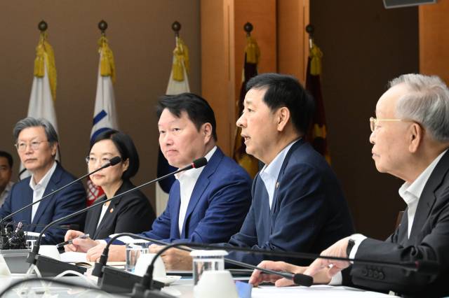 구윤철 부총리 겸 기획재정부 장관이 8월 5일 서울 중구 대한상공회의소에서 경제6단체가 참석한 가운데 열린 성장전략 TF 1차회의에서 모두발언을 하고 있다. 사진제공=기재부