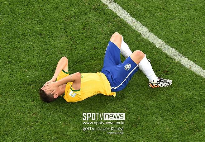 ▲ 오스카의 건강 문제는 이번이 처음이 아니다. 그는 척추 골절로 3개월 간 경기에 나서지 못하고 회복하는 동안에도 경미한 심장 부정맥 반응을 보였다. 이에 8월부터 추적 관찰을 받아왔다. 상황에 따라 현역 은퇴에 무게가 실린다.