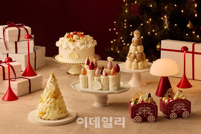 소피텔 앰배서더 2025년 크리스마스 케이크 (사진=소피텔 앰배서더)