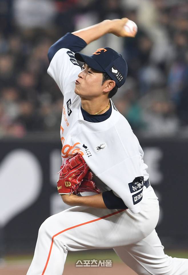 이태양이 2차 드래프트에서 KIA 지명을 받으며 광주로 향한다. 대전 | 박진업 기자 upanddup@sportsseoul.com