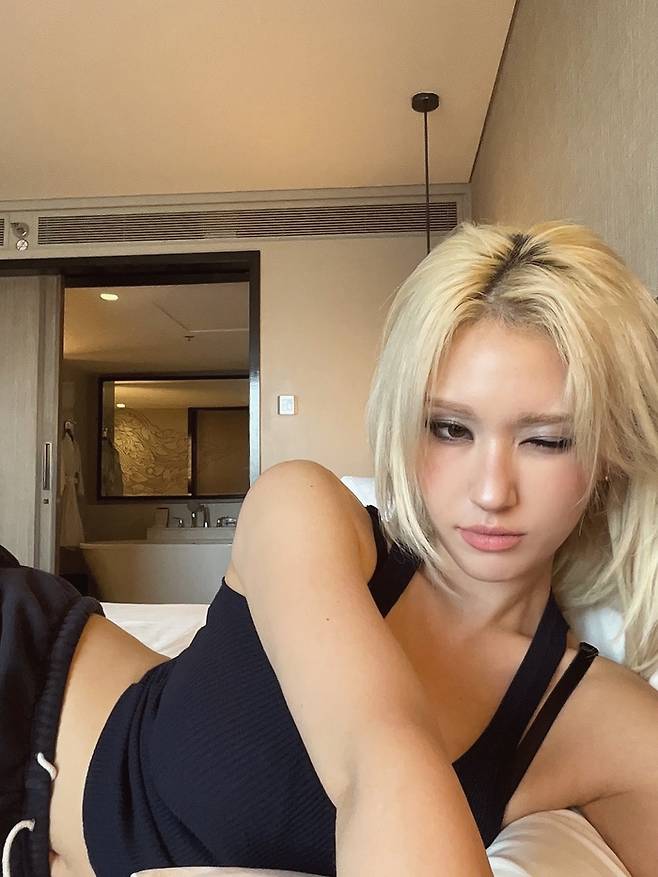 사진 | 전소미 SNS