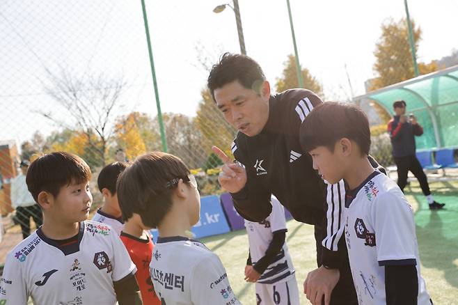 비산체육공원/ 2025 K리그 퓨처스 페스티벌 축구 클리닉/ 현영민 강사/ 사진 김경태