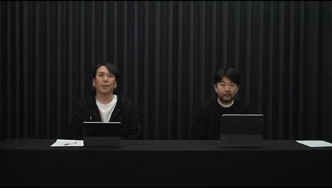 엔씨소프트는 19일 오후 3시 '아이온2' 공식 채널에서 긴급 라이브 방송을 열었다. 소인섭 엔씨소프트 사업실장(왼쪽)과 김남준 아이온2 개발 PD가 라이브 방송을 진행하고 있다./뉴스1