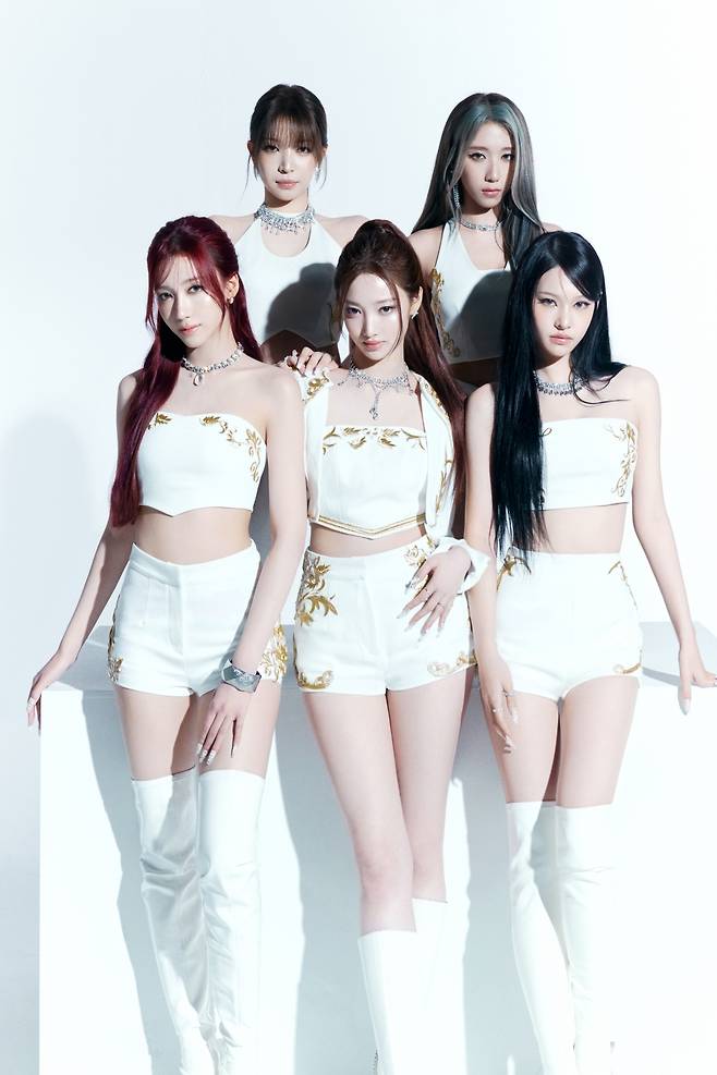 A2O엔터테인먼트 제공