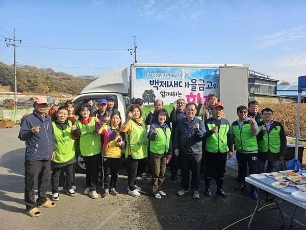 ▲ 공주시 의당면은 최근 농촌지역 어르신들을 위한 따뜻한 자장면 나눔 행사를 진행했다. 공주 의당면 제공