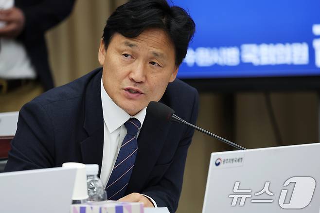 김영진 더불어민주당 의원이 지난 10월 24일 정부광주지방합동청사에서 열린 국회 기획재정위원회 광주지방국세청 국정감사에서 질의하고 있다.2024.10.24/뉴스1 ⓒ News1 김태성 기자