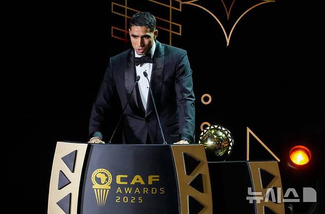 [살레=AP/뉴시스] 모로코 남자 축구 대표팀의 아슈라프 하키미. (2025.11.19.