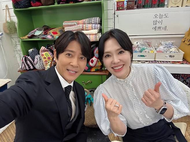 하희라 SNS 캡처.