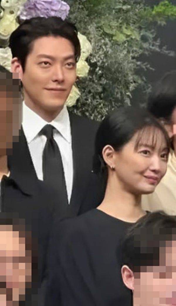 김우빈 신민아 / 사진=SNS 온라인커뮤니티