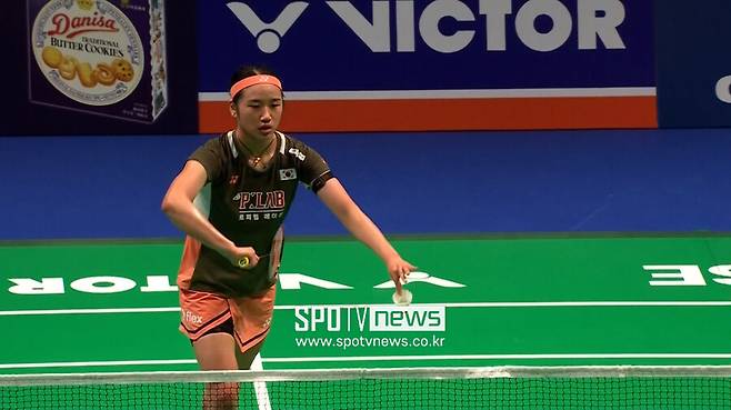 ▲ 안세영의 완벽한 페이스 조절, 안정된 수비, 상대 강점 무력화, 순간적인 폭발력까지 갖춘 플레이는 역대 최강이라는 평가를 뒷받침한다. 중국은 “안세영은 기술, 전략, 멘탈 모든 면에서 결점이 없다. 배드민턴이 완성체에 가까워졌다”고 표현했다.