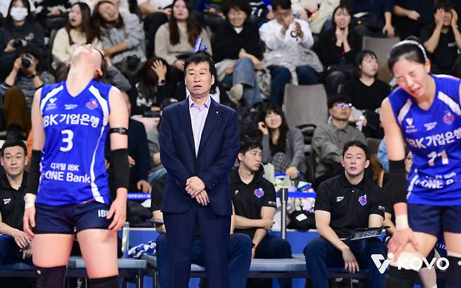 자진 사퇴한 김호철 감독. (KOVO 제공)