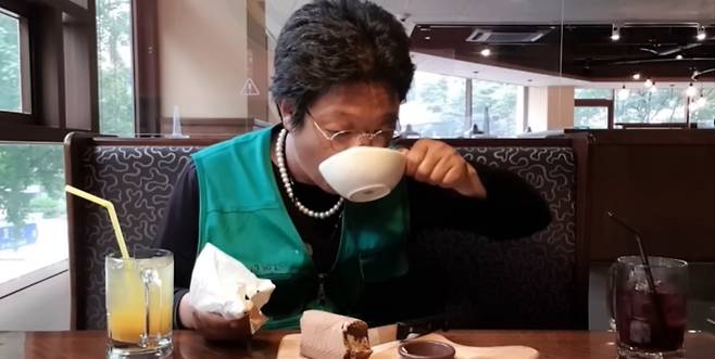 사진=‘준아’ 유튜브 채널 캡처.