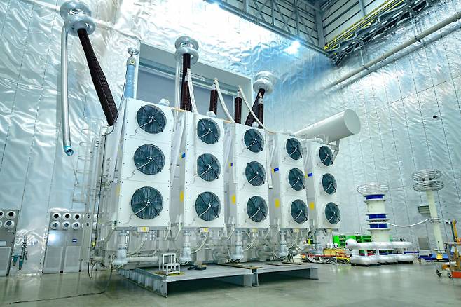 HD현대일렉트릭의 초고압 변압기. /사진=HD현대일렉트릭