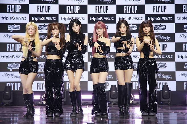 ‘트리플에스’ 미소녀즈 넵튠(neptune) 사진제공 | 모드하우스