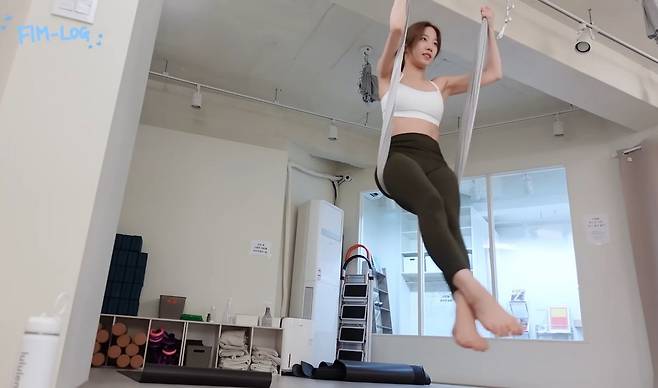 유튜브 〈LE SSERAFIM〉