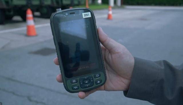 전술용 다기능 단말기(TMFT). 한화시스템 제공