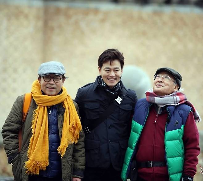 왼쪽부터 신구, 이서진, 이순재. 채널 십오야 인스타그램
