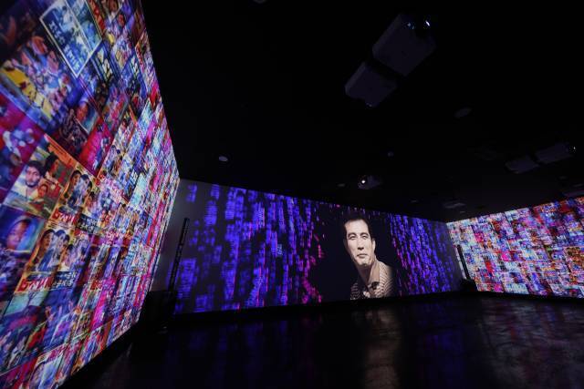 신성일기념관 1층 실감 영상실.