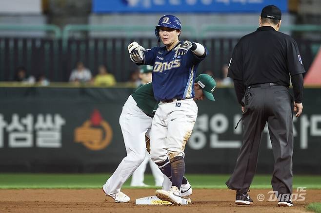 ▲ 삼성 라이온즈가 25일 NC 다이노스와 트레이드를 단행해 포수 박세혁을 영입했다. ⓒNC 다이노스