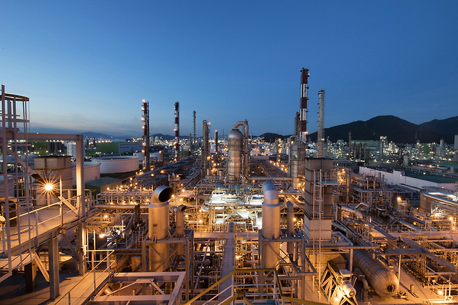 (Lotte Chemical)