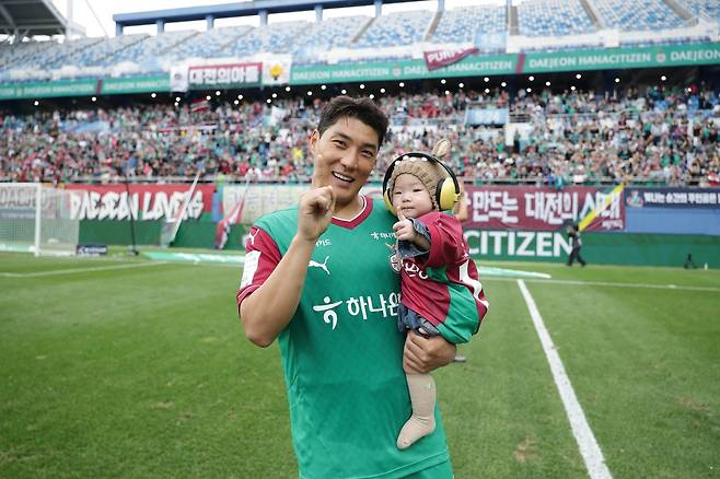 울산&nbsp;이동경,&nbsp;전북&nbsp;박진섭, 대전하나&nbsp;주민규(사진)는&nbsp;‘2025&nbsp;동아스포츠대상’의 유력한 수상 후보다. 수상자는 12월 2일 오후 3시 서울 성북구 고려대 백주년기념삼성관에서 열릴 시상식에서 발표된다. 사진제공｜한국프로축구연맹