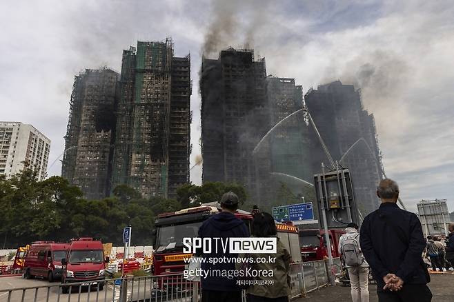▲ 홍콩 타이포 아파트 화재 현장. ⓒ게티이미지