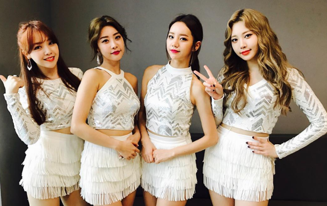그룹 걸스데이는 2014년 '섬싱'으로 인기를 누렸다. 당시 SM, JYP, YG엔터테인먼트 등 대형 기획사 소속도 아니었다. 걸스데이 SNS 캡처