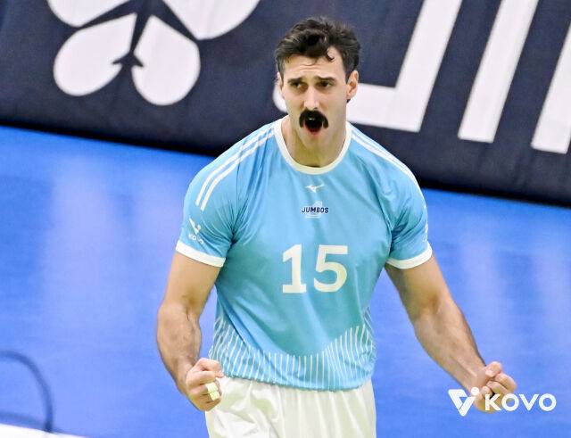 포효하는 러셀./KOVO