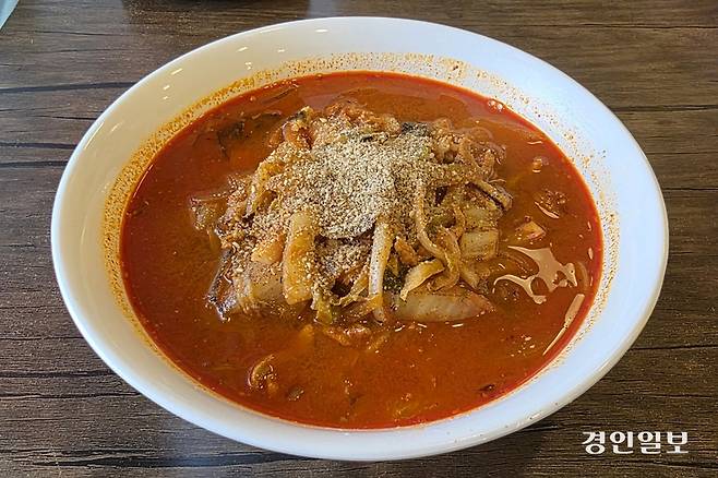 짬뽕의 정석이 나타났다. 구리 동구짬뽕. /황성규기자 homerun@kyeongin.com