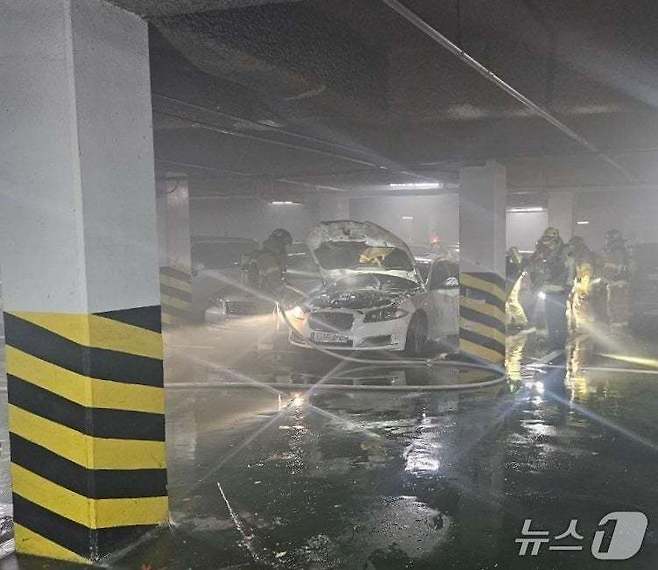 화재 현장. (경기도소방재난본부 제공. 재판매 및 DB 금지) 2025.11.27/뉴스1