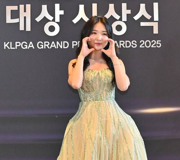 11월 28일 진행된 '2025 KLPGA 대상 시상식'에 참석한 한국여자프로골프(KLPGA) 투어 이예원 프로. 사진제공=KLPGA (사진을 무단으로 사용하지 마십시오.)