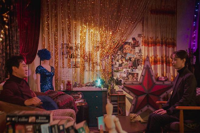 "The Nonsense" starring Park Yong-woo (left) and Oh Ah-yeon (Korean Film Academy/Studio Santaclause)