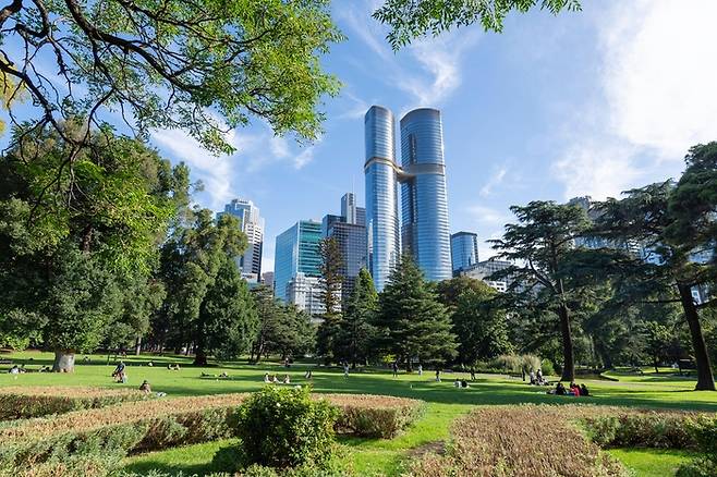 칼튼 가든 / 사진 = 북커스