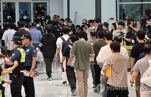 미 조지아 구금사태 뒤 풀려나 한국 돌아온 한국인 근로자들 [연합뉴스 자료사진. 재배포 및 DB 금지]