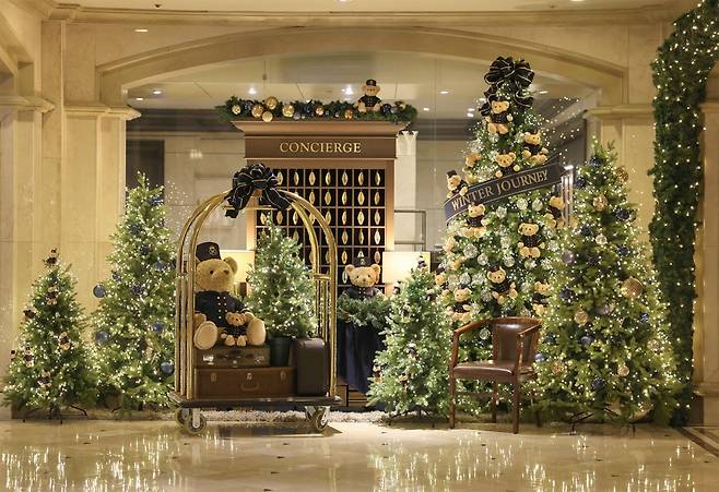 켄싱턴호텔 여의도 크리스마스 트리 전경. 사진=이랜드파크