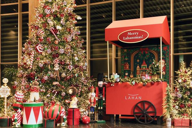 라한셀렉트 경주 크리스마스 트리. 사진=라한호텔