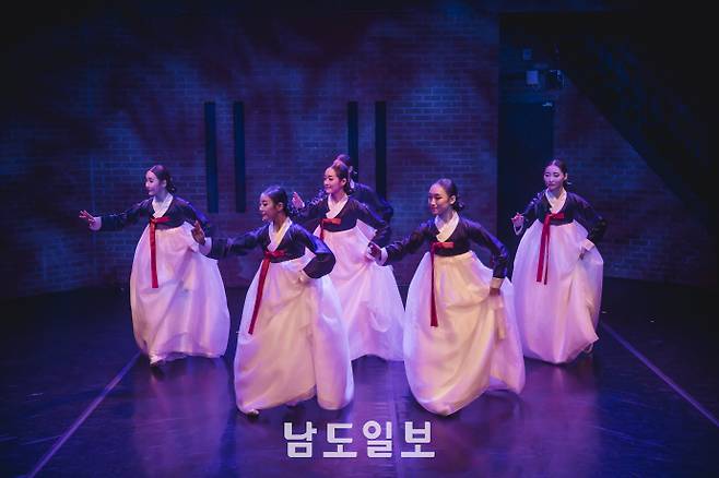 '사니 아트프로젝트' 공연 모습. /광주문화재단 제공