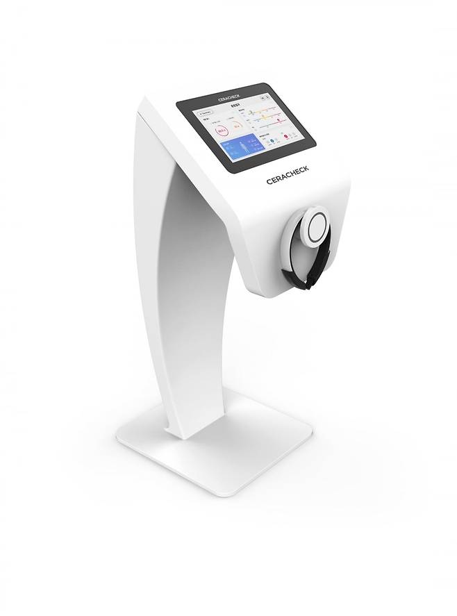 세라젬의 디지털 건강 측정 기기 '세라체크'./제공=세라젬