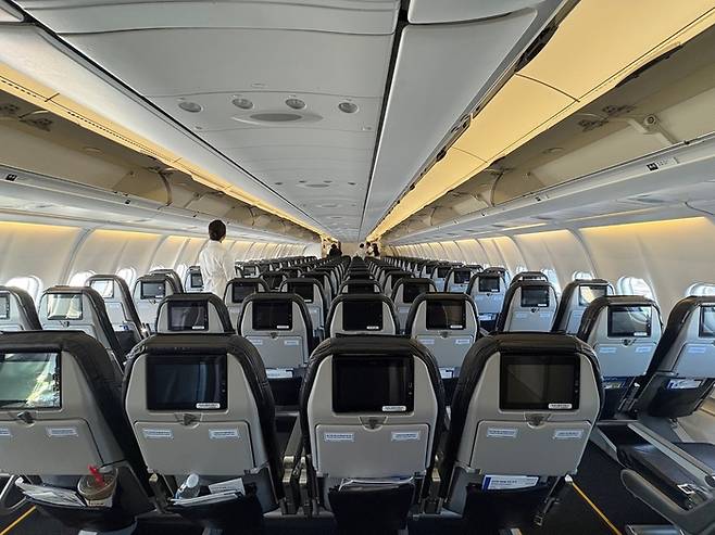 파라타항공 A300-200 기종 내부/사진=김지은 여행+ 기자