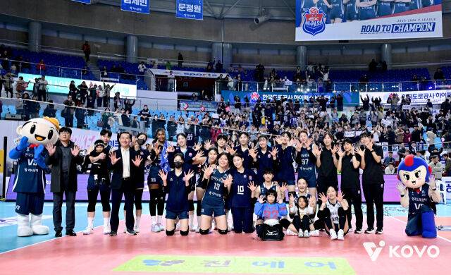 한국도로공사가 10연승을 질주했다./KOVO