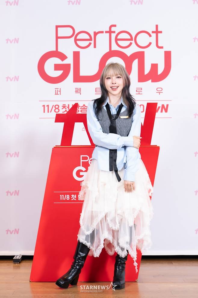 메이크업아티스트 포니가 6일 온라인으로 진행된 tvN 예능 '퍼펙트 글로우' 제작발표회에 참석해 포즈를 취하고 있다. /사진제공=tvN 2025.11.06 /사진=이동훈 photoguy@