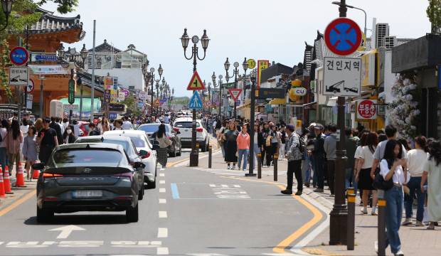 2025년 '한국관광의 별'에 선정에 선정된 경주 황리단길 전경. 경북도민일보 자료사진