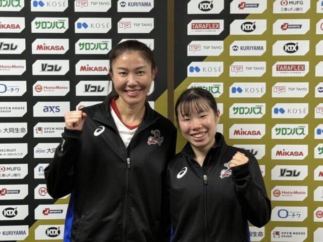 1985년생 세터 눗사라 톰콤과 2002년생 리베로 나카무라 하루카./퀸시즈 카리야 홈페이지