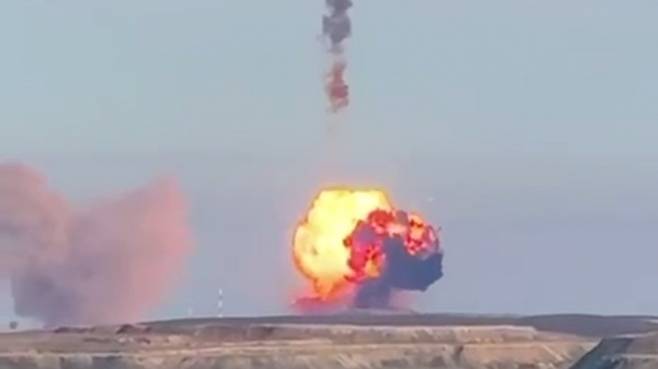 지난달 말 러시아 오렌부르크 야스니 발사장에서 시험 발사된 사르마트가 이륙 직후 폭발한 것으로 알려졌다.  영상 캡처