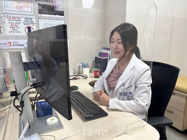 전혜령 보라매병원 가정의학과 교수가 2일 데일리안과 인터뷰를 진행하고 있다. ⓒ데일리안 김효경 기자