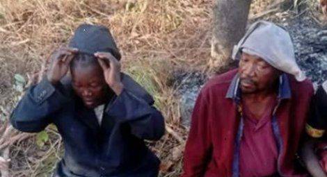 지난 10월 말 풀라니족 무장 괴한에 납치된 나이지리아 카두나 성공회 에드윈 아치(오른쪽) 신부가 지난달 26일 살해당하기 전 그의 아내 사라와 함께 공개된 영상 속 모습. CSW 홈페이지 캡처