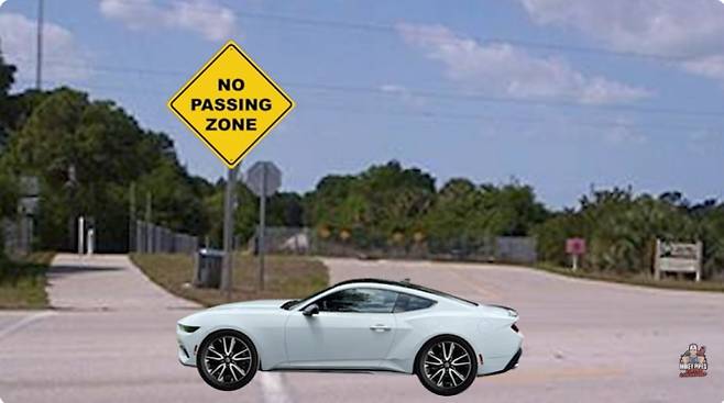 플로리다 뉴스머나비치의 통행금지 구역(No Passing Zone) 도로를 재현한 유튜브 영상 속 장면. 팔미에리는 이 구간에서 다른 차량을 추월하고 경찰의 정지 신호를 무시한 혐의로 체포됐다. 출처=유튜브 ‘커프드 바이 캅스’