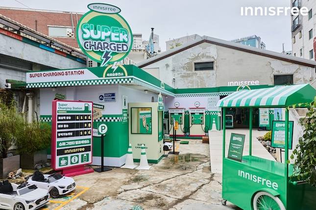 이니스프리가 서울 성수동에 위치한 플래그십 스토어에서 연 팝업스토어. / 사진=이니스프리