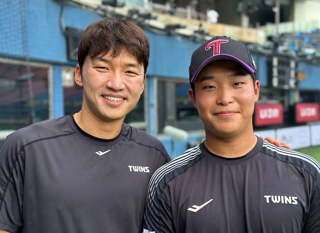 LG 박해민(왼쪽)과 박관우. 잠실=이형석 기자 